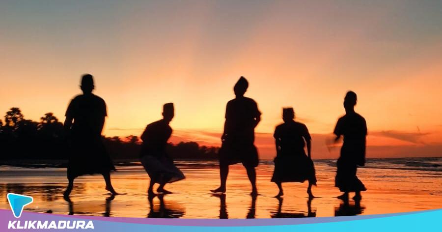 Pesona Wisata Pantai Galung Sumenep Pikat Hati Masyarakat, Ternyata Rintisan Perhutani KPH&nbsp;Madura