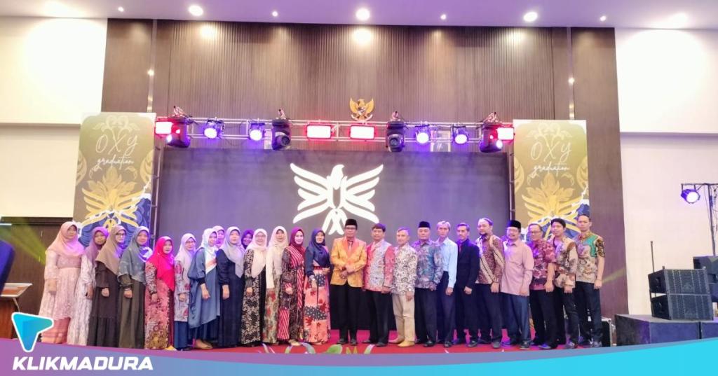 SMAN 1 Pamekasan Gelar Lepas Pisah, Kepsek Doakan 362 Lulusan&nbsp;Sukses