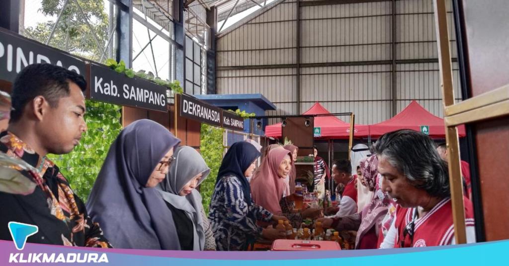 Tingkatkan Inovasi dan Daya Saing Pelaku Usaha, Diskopindag Sampang Lakukan Pendampingan&nbsp;Berkelanjutan