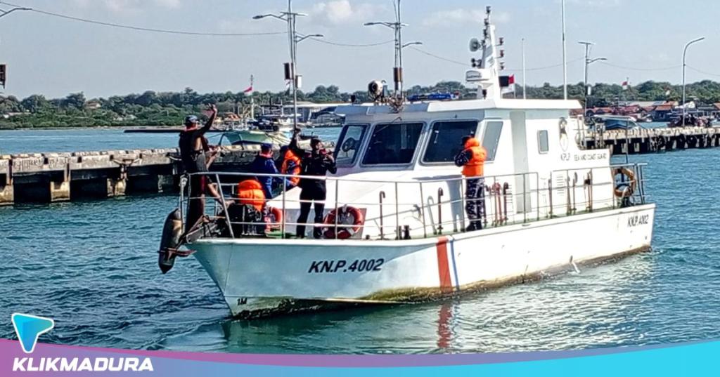 Sisir Wilayah Perairan, Satpolair Polres Pamekasan dan Tim Gabungan Periksa Sejumlah&nbsp;Kapal