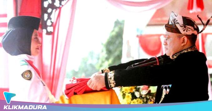 Upacara HUT ke-79 Kemerdekaan Republik Indonesia, Pj Bupati Sampang Singgung Kesejahteraan hingga&nbsp;Tembakau